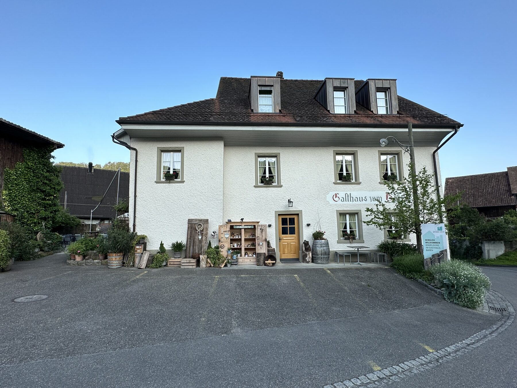 Der Bären in Hottwil ein historisches Gasthaus am Flösserweg